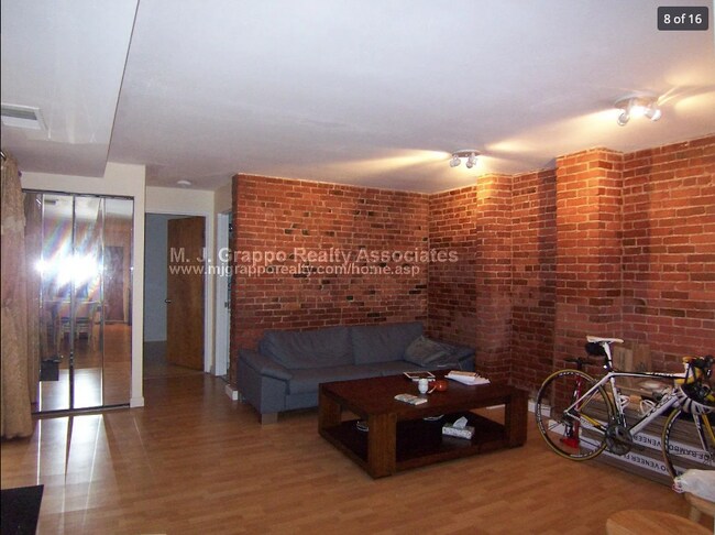 Photo - 87 Gainsborough St Unit 006