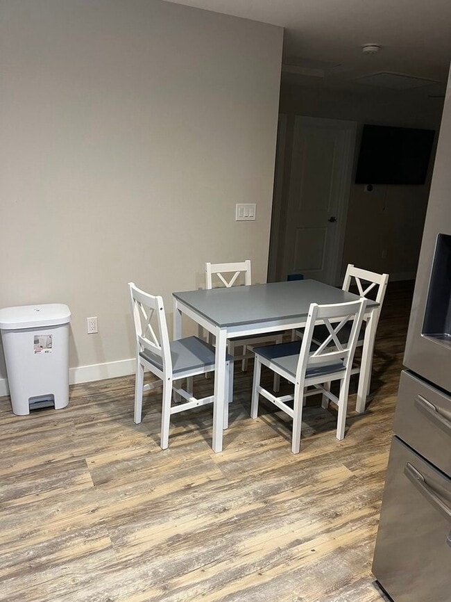 Photo - 25637 Lane St Unit 3