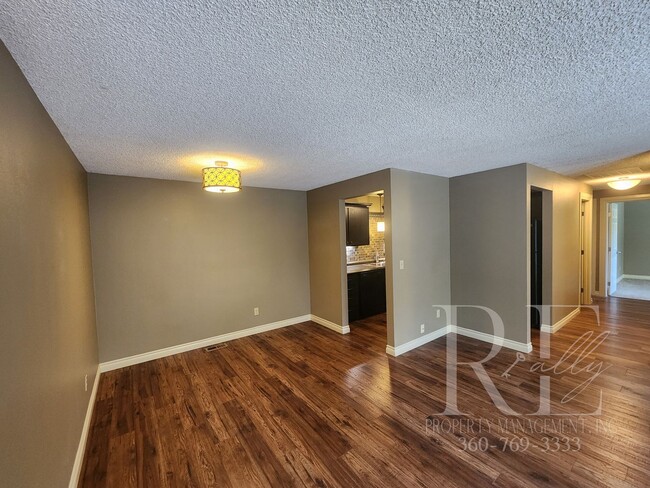 Photo - Meticulous 2-Bedroom with Courtyard