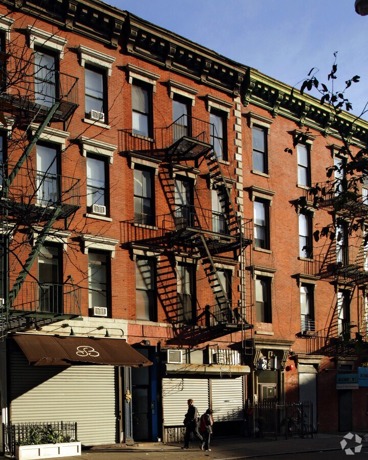 Photo - 3 Bleecker St