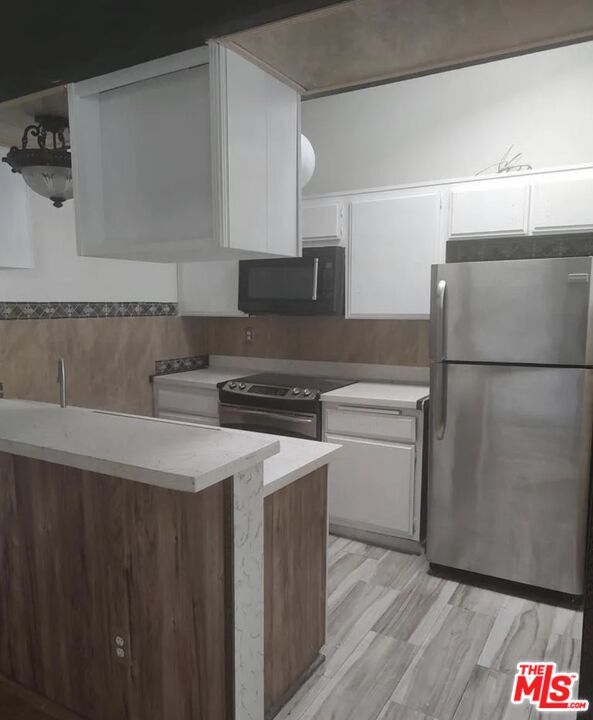 Photo - 18433 Hatteras St Unit 207