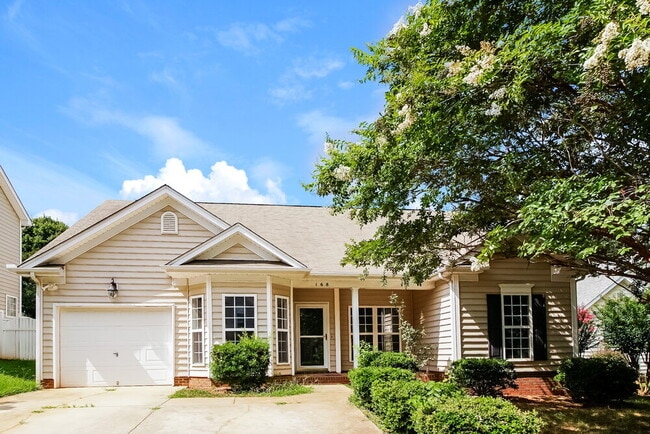 Building Photo - 168 Devon Forrest Dr Rental
