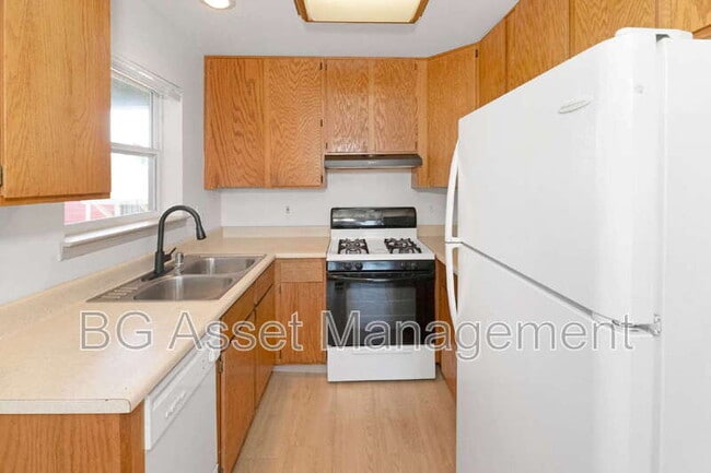 Photo - 2340 22nd St