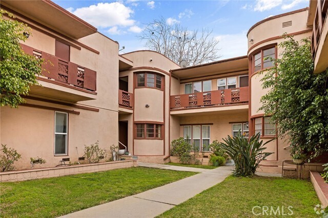 Building Photo - 1520 Michigan Ave Unit 3 Rental