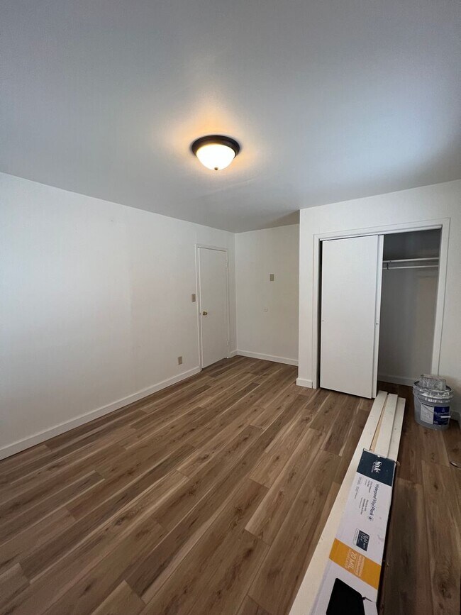 Photo - 217 W Irving Ave Unit 217 W Irving Lower