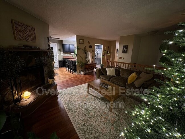 Photo - 9532 Dundas Cir