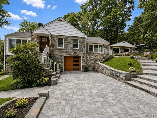 Photo - 18 Kirk Lake Dr