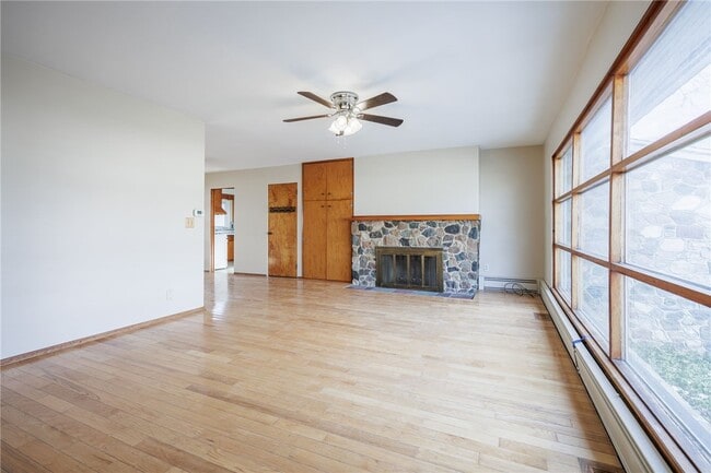 Photo - 43 River Meadow Dr