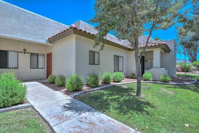 Photo - 750 E Northern Ave Unidad 1100