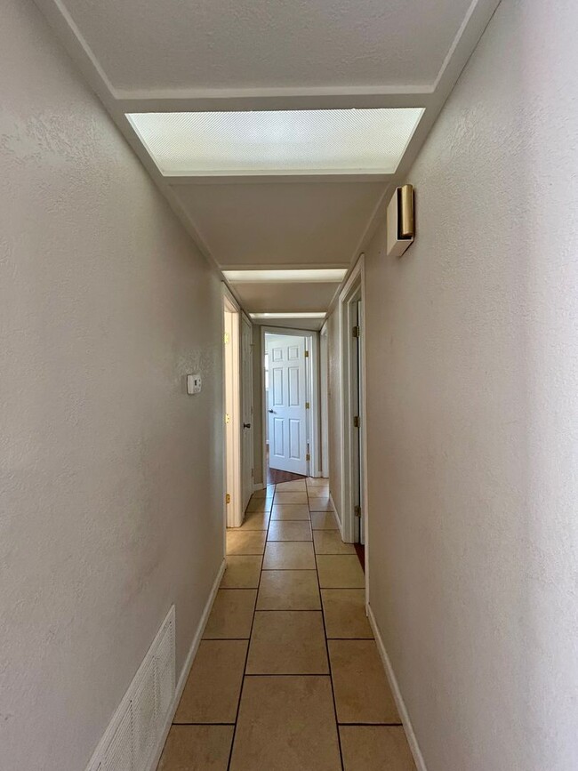 Photo - 3bd/1ba HOME in a Great Neighborhood with ...