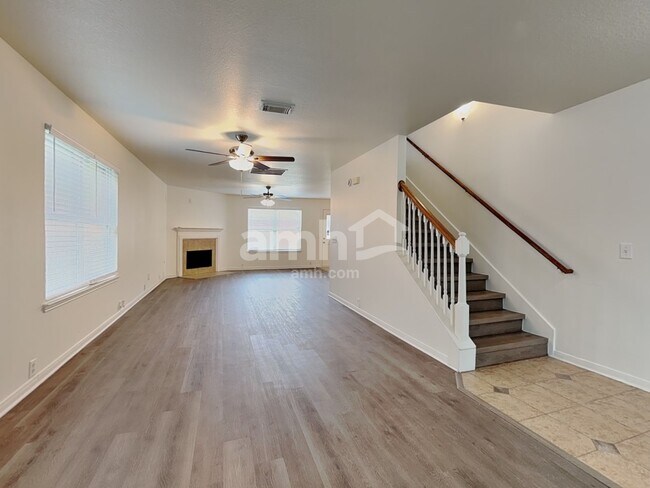 11806 Skydale Dr
