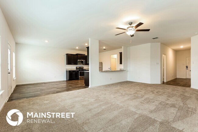 Photo - 834 Shady Brk