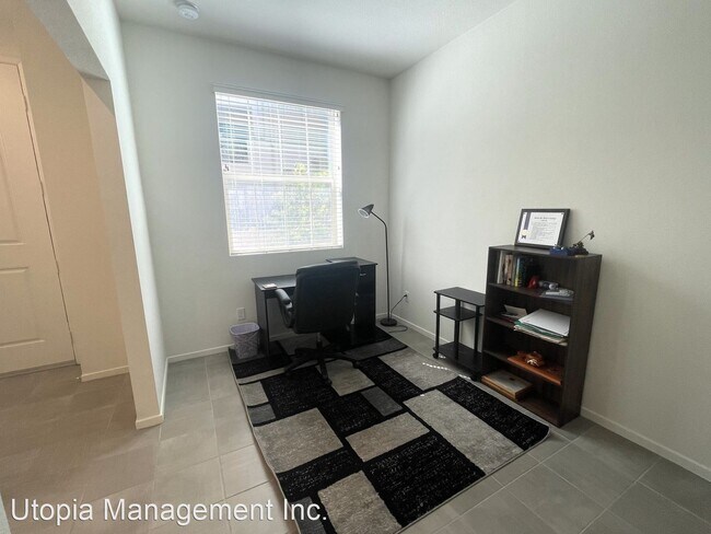 Photo - 3 br, 3 bath House - 1203 Via Lucero