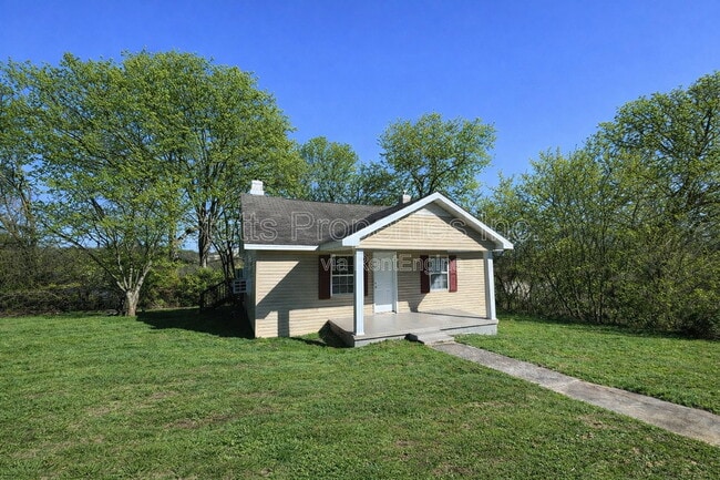 Building Photo - 519 Willow St