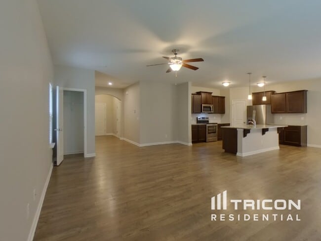 Photo - 1131 Rankin Oaks St