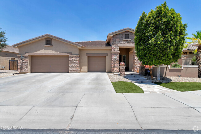 Building Photo - 4553 N 152nd Dr Rental