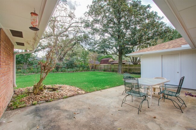 Photo - 8939 Rockhurst Dr