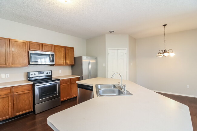 Photo - 816 Parker Dr