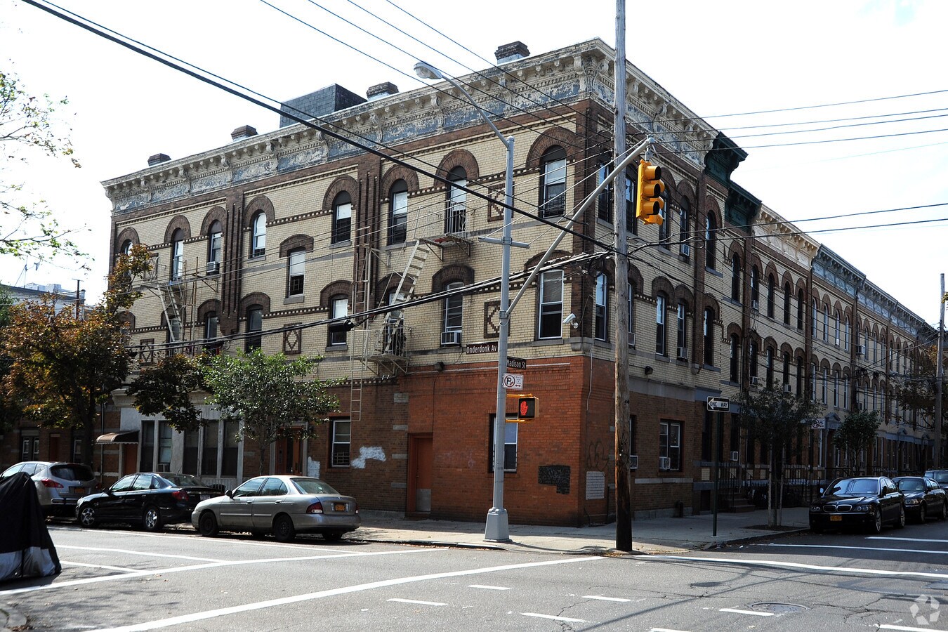 Photo - Onderdonk Apartments