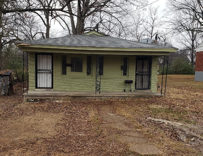 Building Photo - 306 E Waldorf Ave Rental