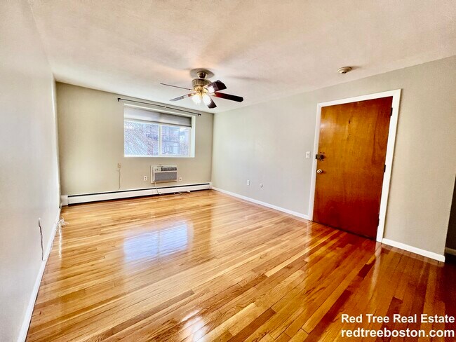Photo - 354 Market St Unit 17