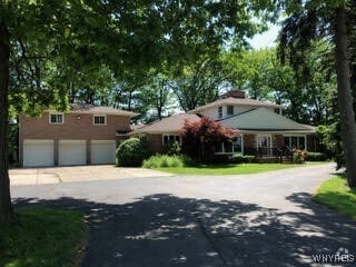 Building Photo - 8101 Sheridan Dr Rental