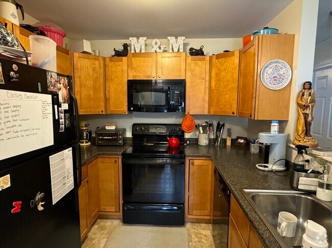 Building Photo - 86 Endicott St Unit A Rental