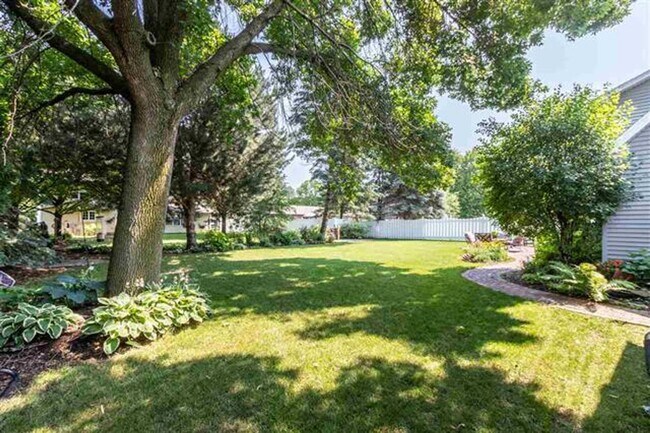 Photo - 3 Bed 2 Bath Singly Family Home