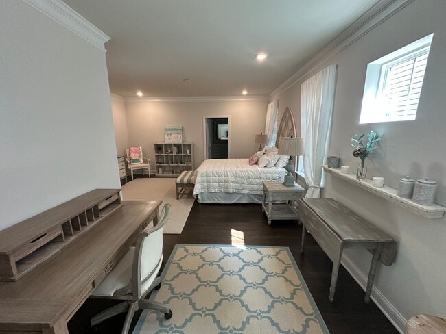 Photo - Covered Bridge Trail Single Family home!