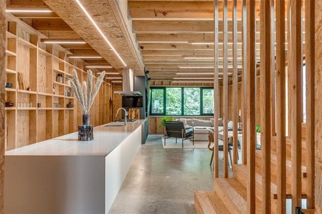 Photo - 905 Blackland Ct