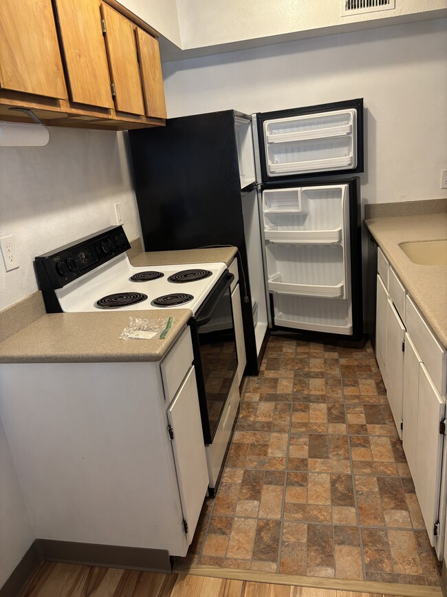 Photo - 1705 Heatheridge Rd Unit O 102