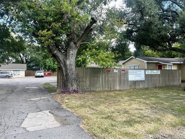 Photo - 4623 Brinkley St