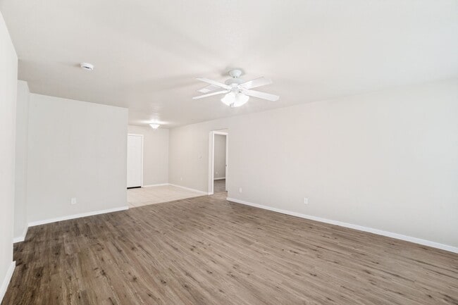 Photo - NEWLY-REMODELED 3-BEDROOM HOME IN HERITAGE SUBDIVISION