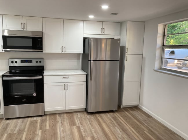 Photo - 1896 40th Ave