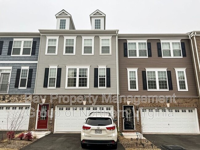 Photo - 10706 Shadewell Spg Wy Townhome