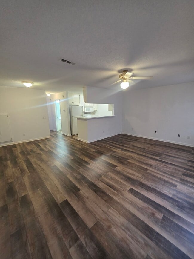 Photo - 203 Woodrun Dr Unit 203 Woodrun Drive