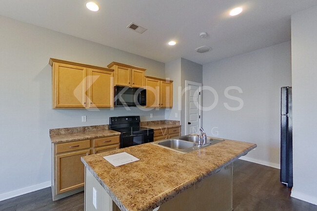 Photo - 7071 Shadesbrook Dr