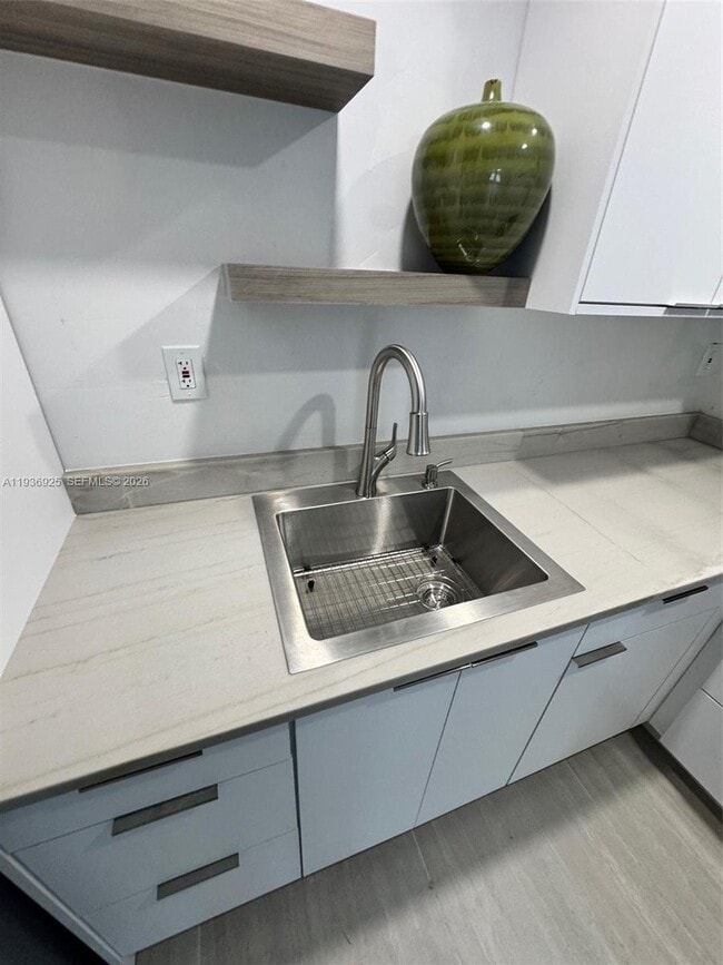 Photo - 6920 SW 82nd Ct Unit 2