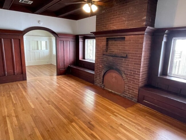 Photo - Charming & Bright 3 Bedroom 1 Bathroom Home Walking Distance to SJSU