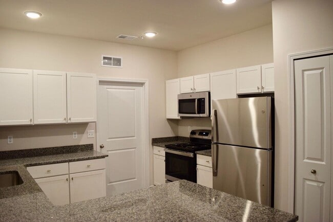 Photo - 29330 Towne Center Cir Unidad 02-23ABF