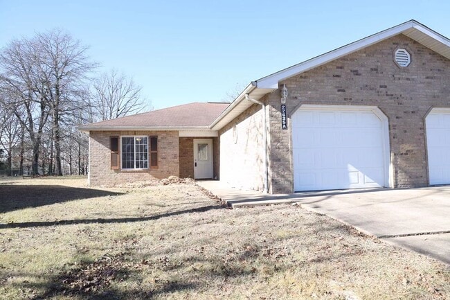 Building Photo - 22635 Hollow Oak Ln Rental