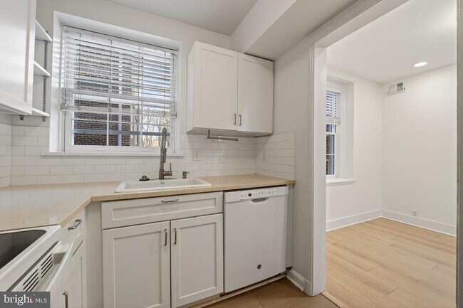Photo - 3450 39th St NW Unit A685