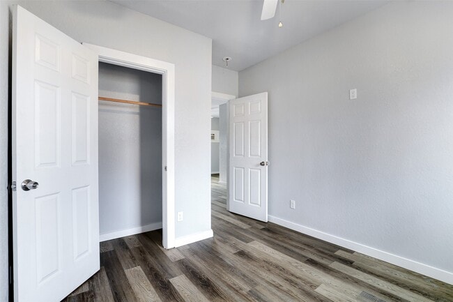 Building Photo - 438 S San Joaquin Ave Unit 1