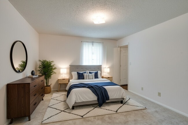 Photo - Candlewood Apartments