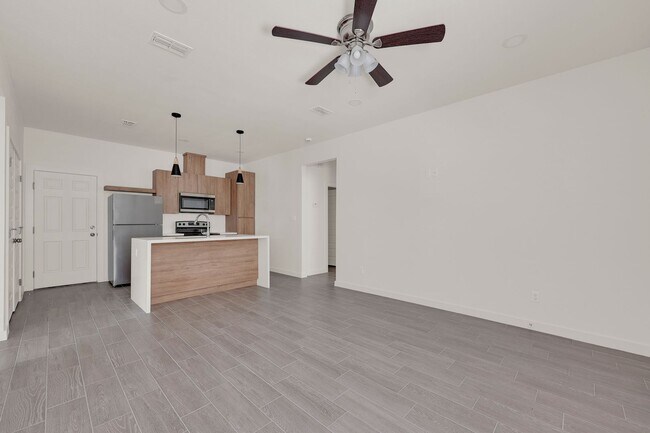 1502 W Platinum Dr Unit 1502 #4