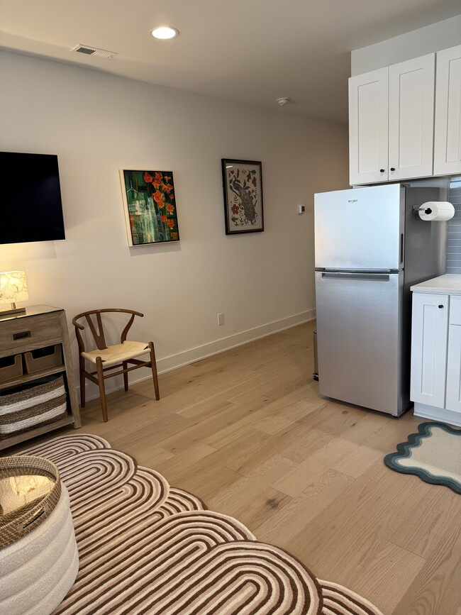 Building Photo - 841 Athens Dr Unit 101 Rental