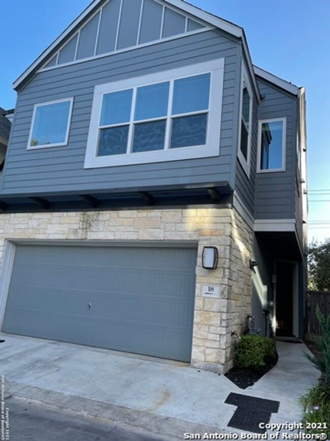 Building Photo - Heart of Medical Center Area in the Villas... Rental