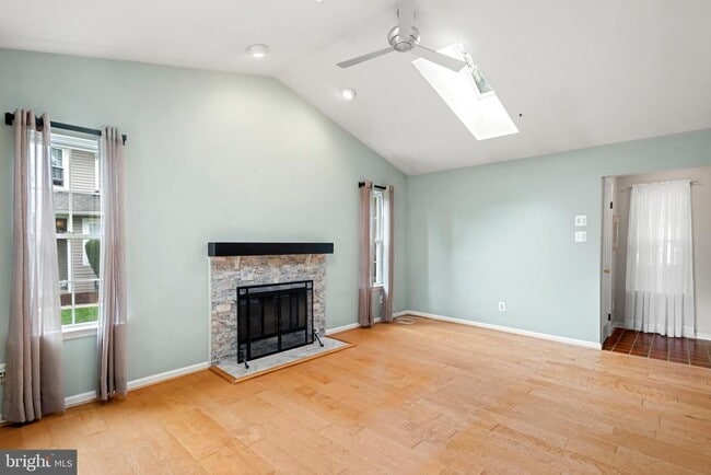 Building Photo - 543 Astor Square Unit 23