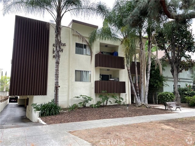 Building Photo - 1141 Pine St Unit 11 Rental