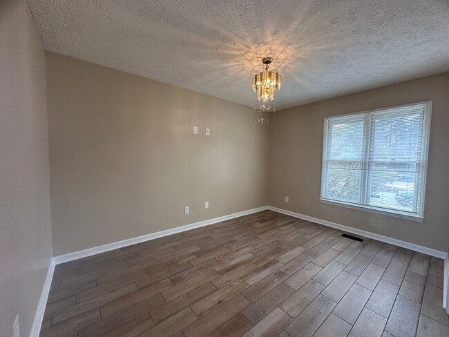 5598 Arapahoe Ct